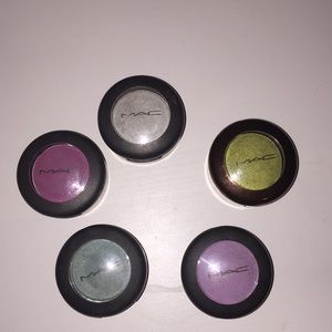 5 MAC eyeshadows